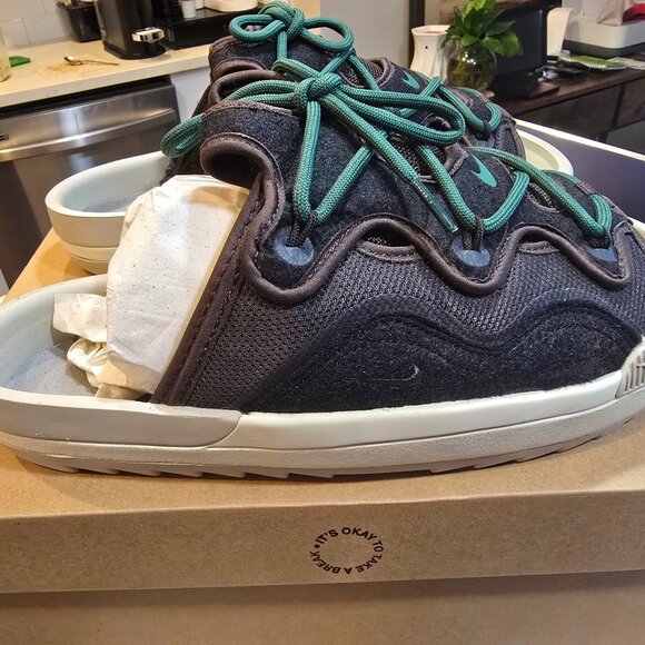 Nike Gray and Green Men's Sandals - Picture 1 of 16